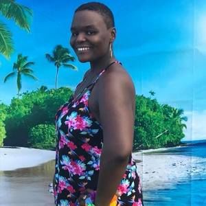 Meet your Posher, Tenesha